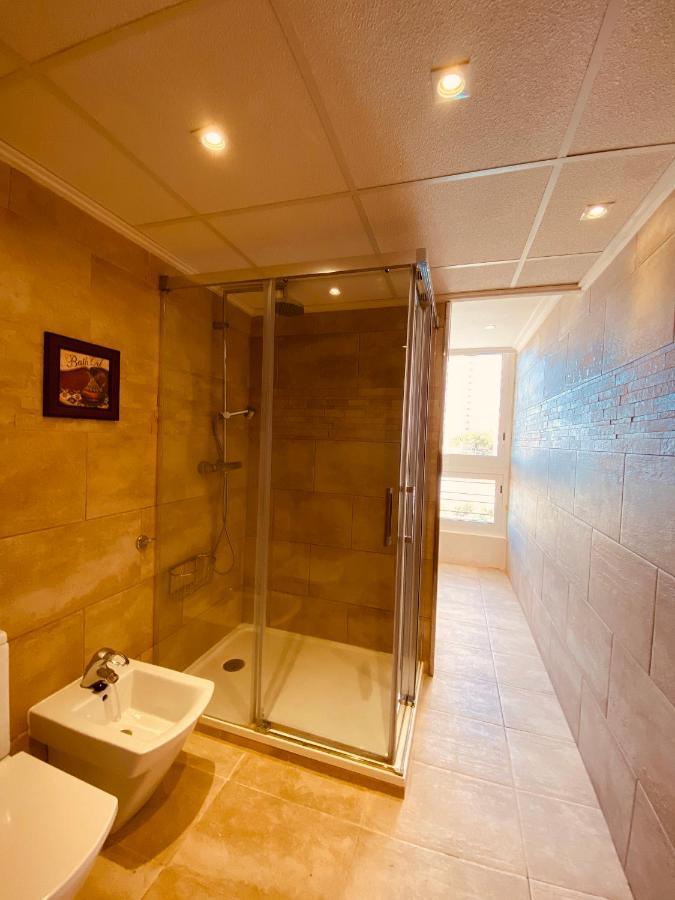 Be Luxury Apartment 20 Mts From The Beach ベニドルム エクステリア 写真
