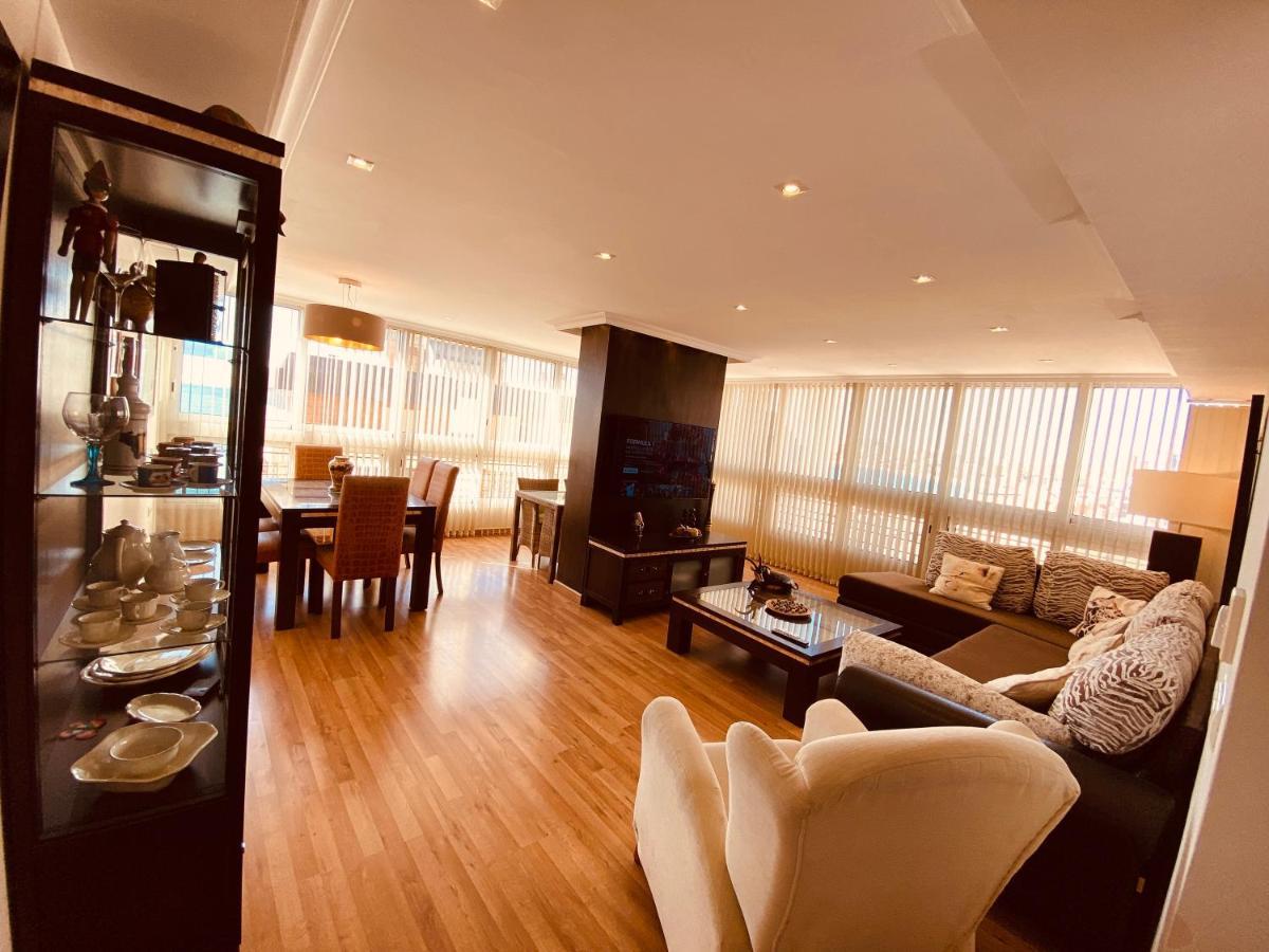 Be Luxury Apartment 20 Mts From The Beach ベニドルム エクステリア 写真