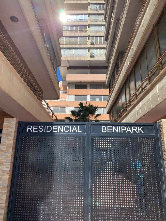 Be Luxury Apartment 20 Mts From The Beach ベニドルム エクステリア 写真