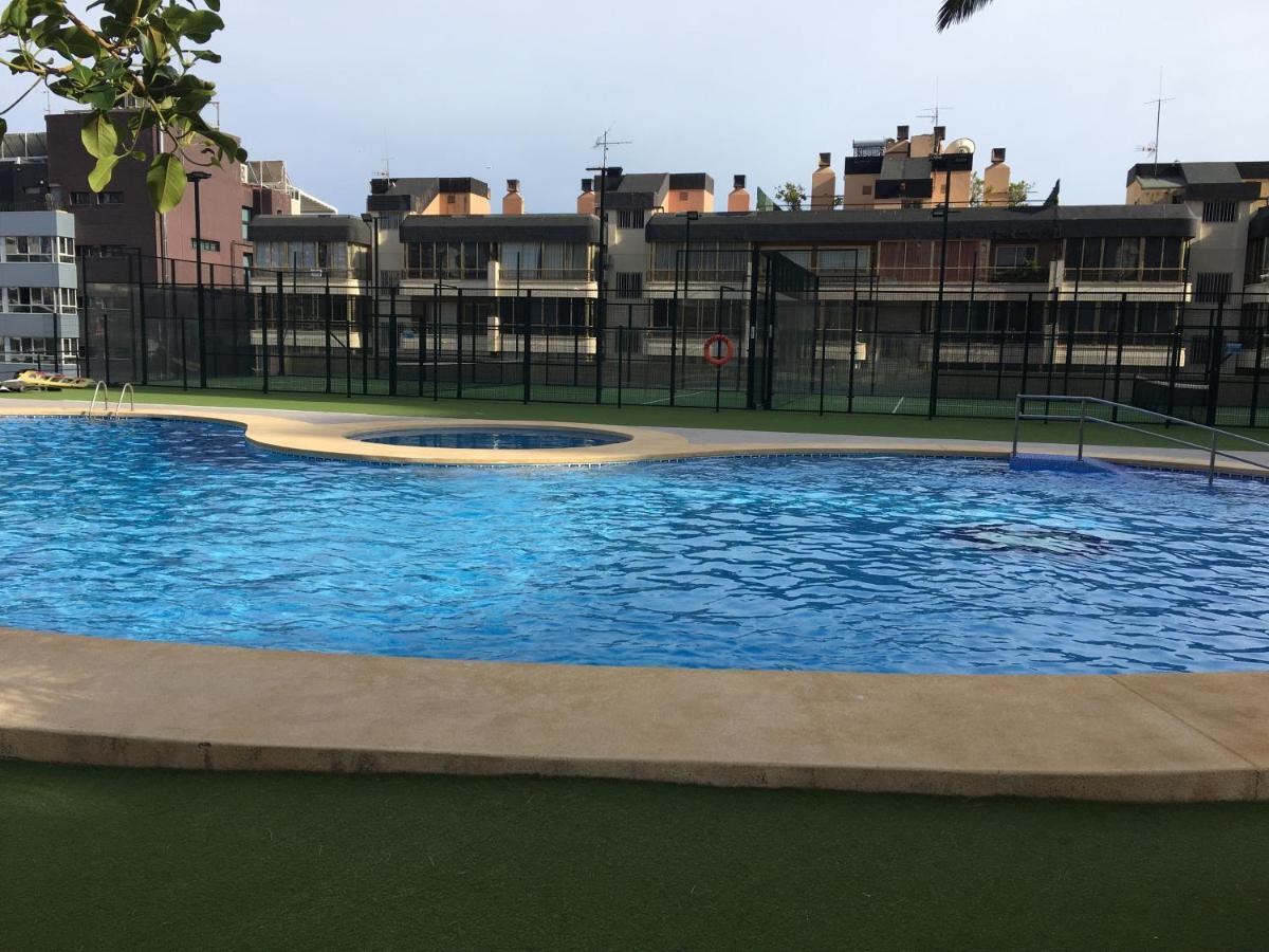 Be Luxury Apartment 20 Mts From The Beach ベニドルム エクステリア 写真