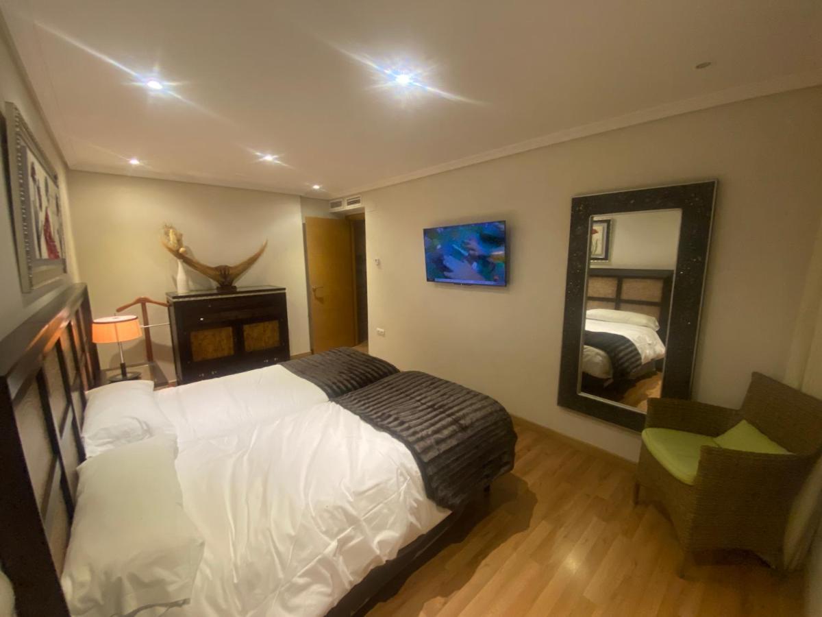 Be Luxury Apartment 20 Mts From The Beach ベニドルム エクステリア 写真